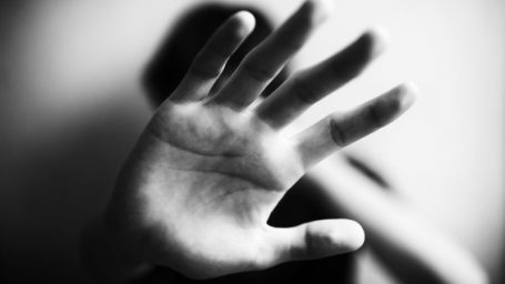 Contra la violencia doméstica LGTBFÓBICA